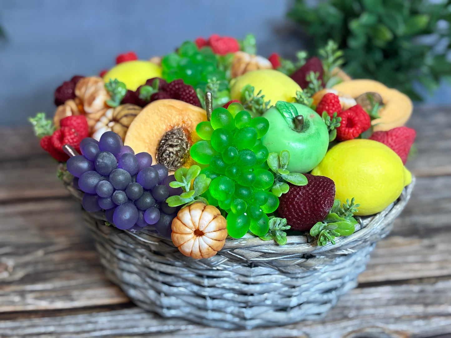 Fruit basket