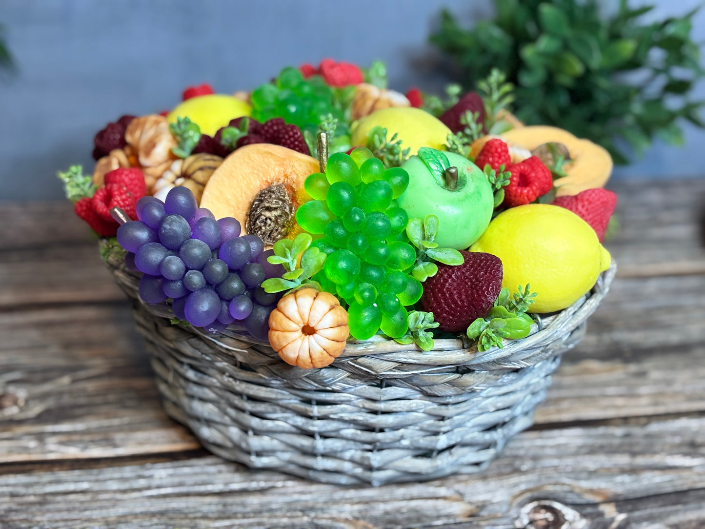 Fruit basket