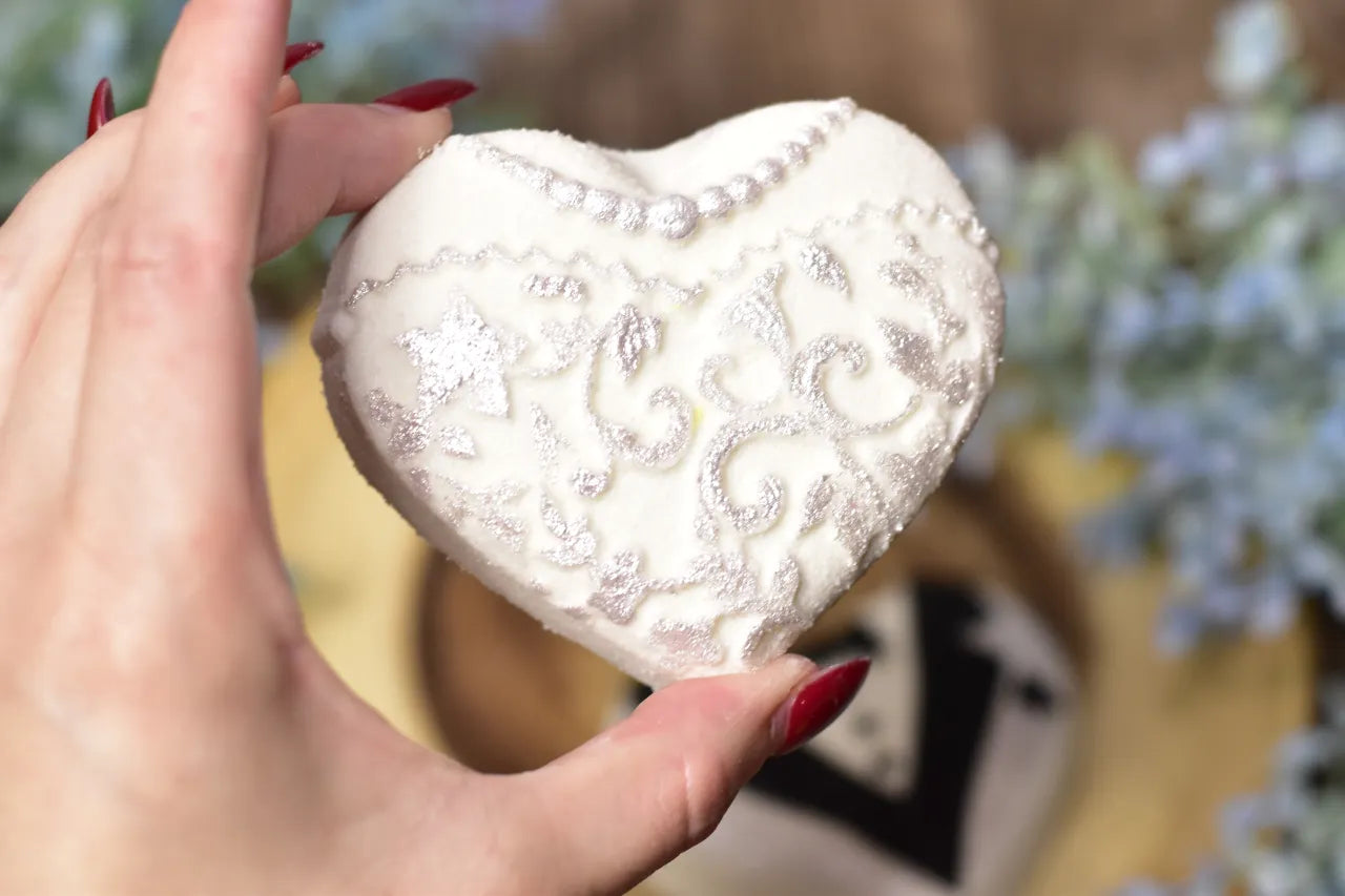 Bride & Groom bath bomb